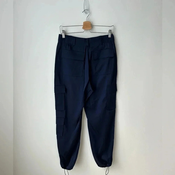 Aritzia Babaton alliance satin cargo pants - Picture 5 of 14